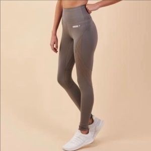 High Waisted Gymshark Fusion V2 leggings